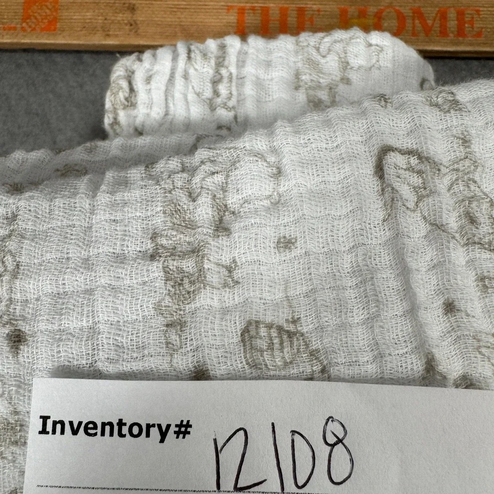Winnie The Pooh Aden‎ Anais Swaddle Blanket Disney Muslin Tigger Eeyore Neutral